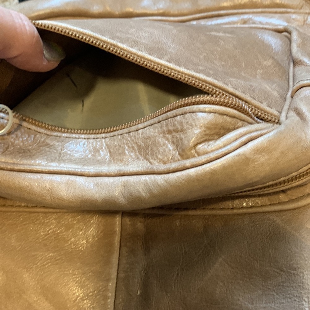 VTG Tan Leather Backpack Adjustable Strap Snap Western Boho Unisex Convertible - Picture 8 of 16